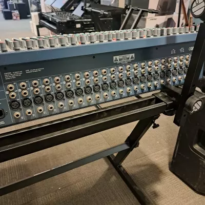 Soundcraft - LX7II 32CH 6